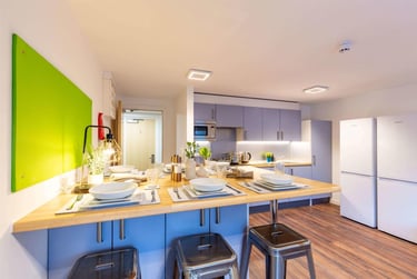 1 bed flat, 21 Upper North Street, Brighton, BN13FG - Image 1